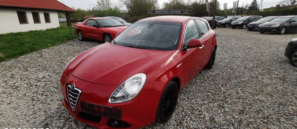 Alfa Romeo Giulietta cena 26900 przebieg: 221030, rok produkcji 2011 z Wołów małe 781